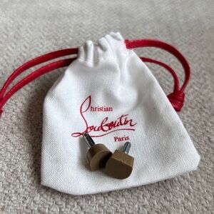 Christian Louboutin New Nude Replacement Heel Taps in Pouch